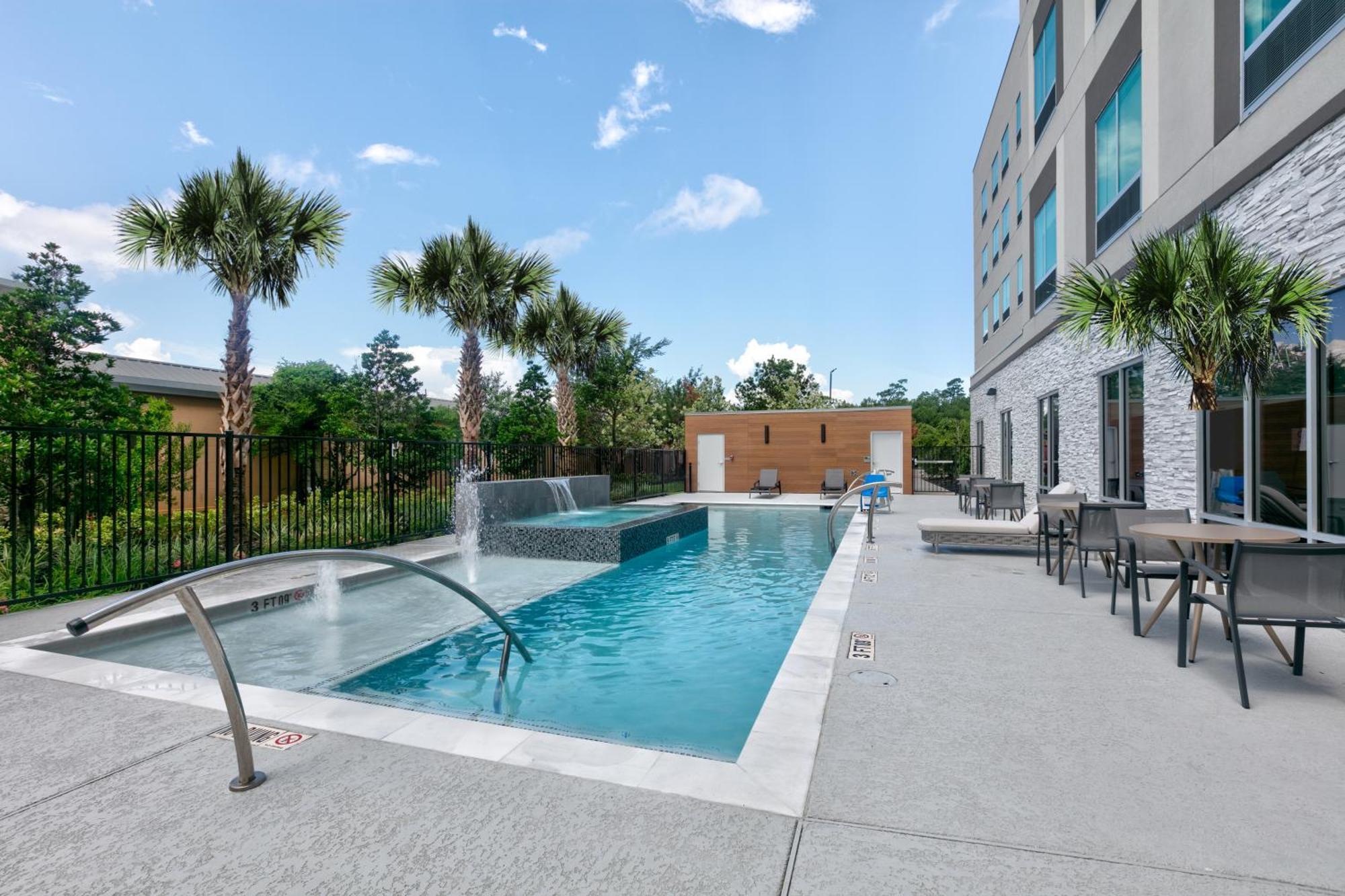 Hampton Inn & Suites By Hilton Shenandoah דה וודלנדס מראה חיצוני תמונה